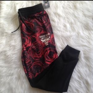 **ISO POST*** Chicago Bulls Joggers